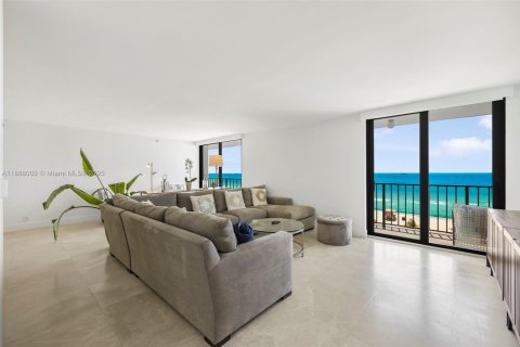 Купить кондоминиум в Майами-Бич, Флорида 3 спальни, 221.11м2, № 1941909 - фото 11