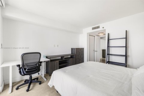 Купить кондоминиум в Майами-Бич, Флорида 3 спальни, 221.11м2, № 1941909 - фото 18