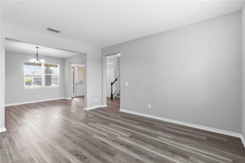 Villa ou maison à vendre à Kissimmee, Floride: 5 chambres, 303.51 m2 № 2199057 - photo 4