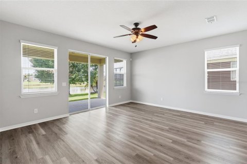 Villa ou maison à vendre à Kissimmee, Floride: 5 chambres, 303.51 m2 № 2199057 - photo 16