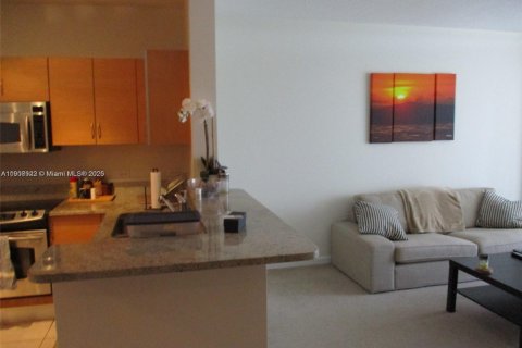 Снять в аренду кондоминиум в Авентура, Флорида 1 спальня, 73.11м2, № 1964709 - фото 6