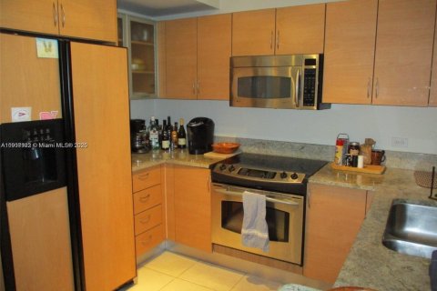 Снять в аренду кондоминиум в Авентура, Флорида 1 спальня, 73.11м2, № 1964709 - фото 5