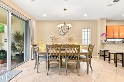 House in Lake Worth, Florida 4 bedrooms, 252.23 sq.m. № 2188630 - photo 26