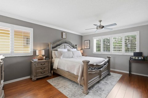 House in Lake Worth, Florida 4 bedrooms, 252.23 sq.m. № 2188630 - photo 28