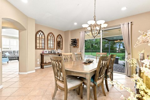 House in Lake Worth, Florida 4 bedrooms, 252.23 sq.m. № 2188630 - photo 22