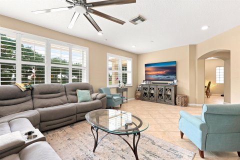 House in Lake Worth, Florida 4 bedrooms, 252.23 sq.m. № 2188630 - photo 16