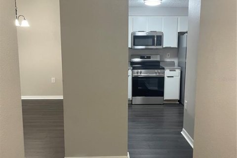 Condominio en alquiler en Orlando, Florida, 3 dormitorios, 105.35 m2 № 2356224 - foto 12