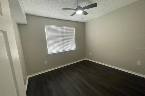 Condominio en alquiler en Orlando, Florida, 3 dormitorios, 105.35 m2 № 2356224 - foto 4
