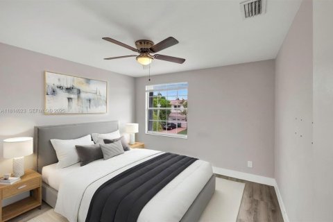 Casa en venta en Pembroke Pines, Florida, 4 dormitorios, 205.59 m2 № 1983036 - foto 24