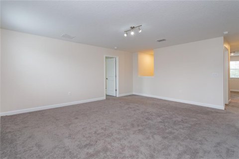 Casa en venta en Davenport, Florida, 6 dormitorios, 310.2 m2 № 2258329 - foto 20