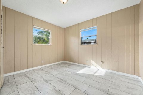 Villa ou maison à vendre à Belle Glade, Floride: 4 chambres, 114.27 m2 № 2394755 - photo 13