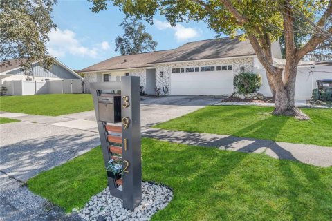 Villa ou maison à louer à Orlando, Floride: 3 chambres, 146.97 m2 № 2166542 - photo 3