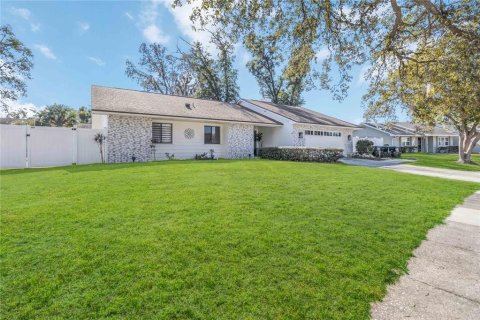 Villa ou maison à louer à Orlando, Floride: 3 chambres, 146.97 m2 № 2166542 - photo 5