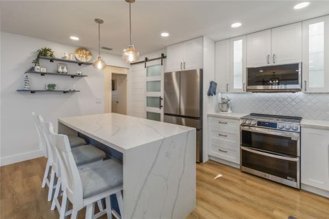 Villa ou maison à louer à Orlando, Floride: 3 chambres, 146.97 m2 № 2166542 - photo 13