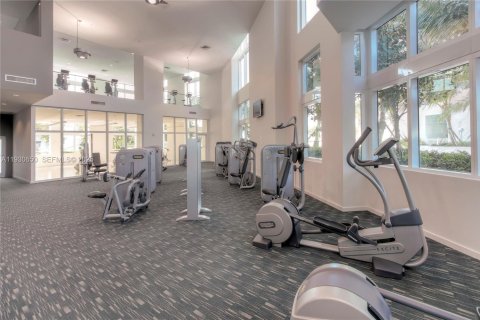 Condominio en alquiler en Miami, Florida, 1 dormitorio, 60.48 m2 № 1991048 - foto 23