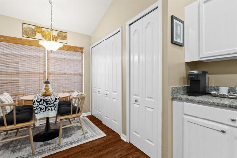 House in Lutz, Florida 4 bedrooms, 154.68 sq.m. № 1722273 - photo 21
