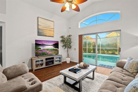 House in Lutz, Florida 4 bedrooms, 154.68 sq.m. № 1722273 - photo 19