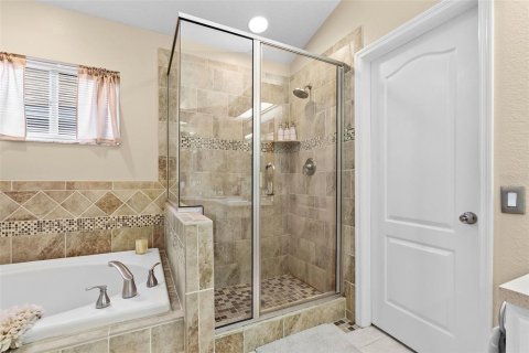 House in Lutz, Florida 4 bedrooms, 154.68 sq.m. № 1722273 - photo 24