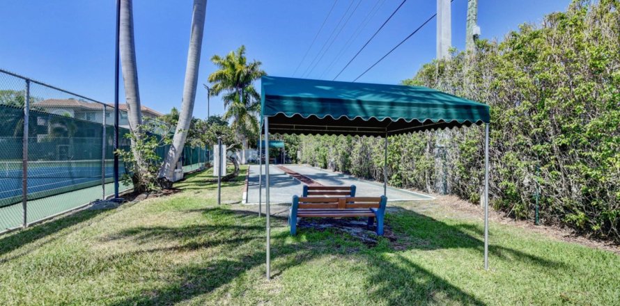 Condominio en Boca Raton, Florida, 2 dormitorios № 1188769