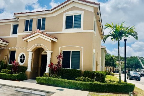 Adosado en venta en Homestead, Florida, 4 dormitorios № 2079637 - foto 25