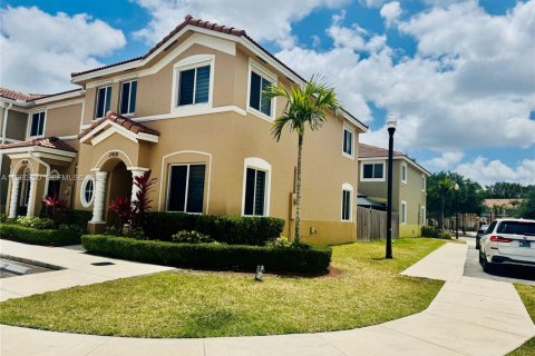Adosado en venta en Homestead, Florida, 4 dormitorios № 2079637 - foto 30