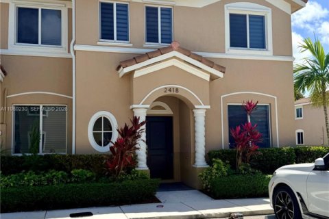 Adosado en venta en Homestead, Florida, 4 dormitorios № 2079637 - foto 28