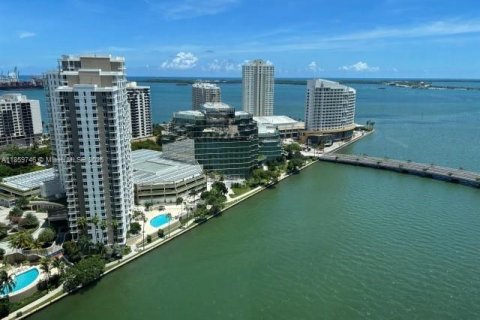 Condominio en venta en Miami, Florida, 3 dormitorios, 173.73 m2 № 1886617 - foto 3