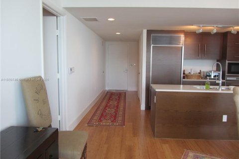 Condominio en venta en Miami, Florida, 3 dormitorios, 173.73 m2 № 1886617 - foto 10