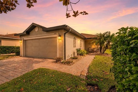 House in Lake Wales, Florida 2 bedrooms, 100.61 sq.m. № 2196974