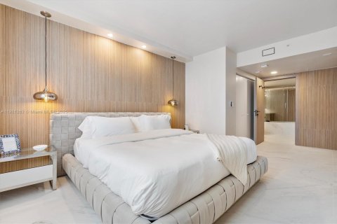 Снять в аренду кондоминиум в Халландейл-Бич, Флорида 2 спальни, 111.48м2, № 1974152 - фото 16