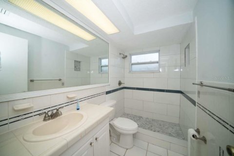 Снять в аренду виллу или дом в Порт-Ричи, Флорида 7 комнат, 143.53м2, № 1886058 - фото 9