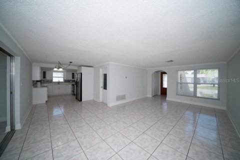 Снять в аренду виллу или дом в Порт-Ричи, Флорида 7 комнат, 143.53м2, № 1886058 - фото 15