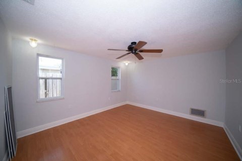 Снять в аренду виллу или дом в Порт-Ричи, Флорида 7 комнат, 143.53м2, № 1886058 - фото 8