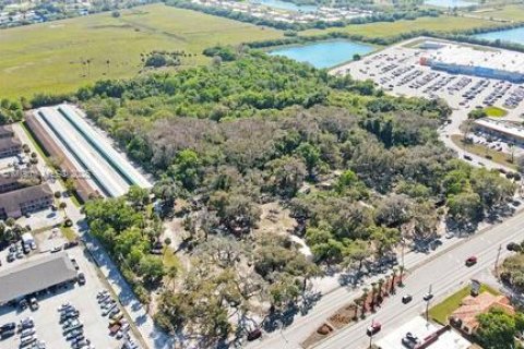 Propiedad comercial en venta en Okeechobee, Florida № 1867240 - foto 11
