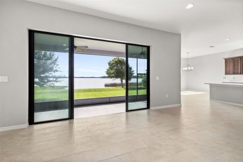 Villa ou maison à vendre à Auburndale, Floride: 5 chambres, 242.66 m2 № 2296396 - photo 10