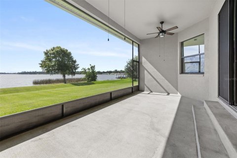 Villa ou maison à vendre à Auburndale, Floride: 5 chambres, 242.66 m2 № 2296396 - photo 12