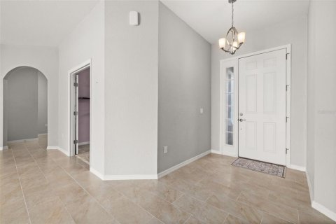 Villa ou maison à vendre à Auburndale, Floride: 5 chambres, 242.66 m2 № 2296396 - photo 6