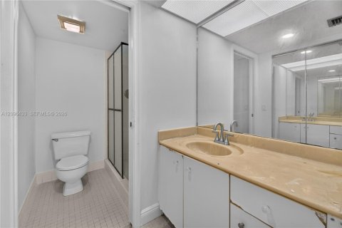 Copropriété à vendre à Pembroke Pines, Floride: 2 chambres, 110.74 m2 № 2393377 - photo 11