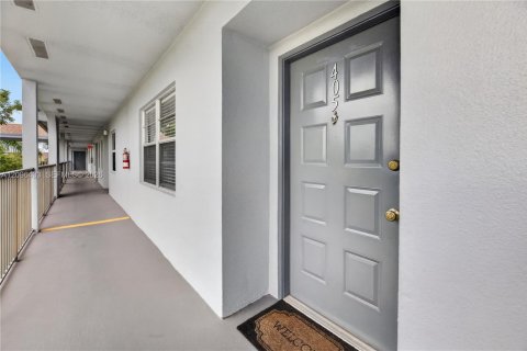 Copropriété à vendre à Pembroke Pines, Floride: 2 chambres, 110.74 m2 № 2393377 - photo 22