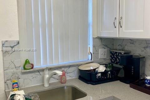 Снять в аренду кондоминиум в Санрайз, Флорида 1 спальня, 59.46м2, № 1977880 - фото 4