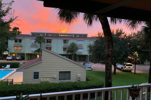 Copropriété à vendre à Treasure Island, Floride: 3 chambres, 188.13 m2 № 1688062 - photo 17