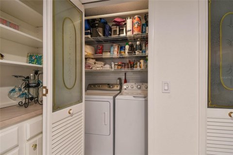 Copropriété à vendre à Treasure Island, Floride: 3 chambres, 188.13 m2 № 1688062 - photo 24