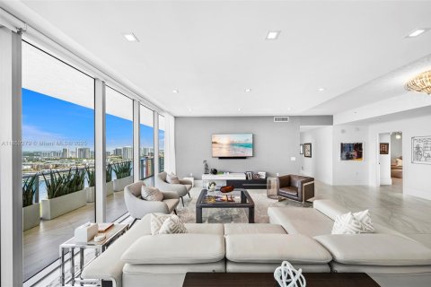 Copropriété à vendre à Sunny Isles Beach, Floride: 4 chambres, 361.85 m2 № 1875696 - photo 7