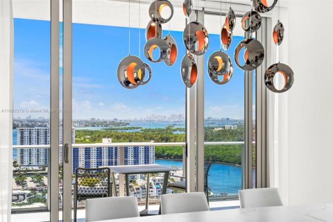 Copropriété à vendre à Sunny Isles Beach, Floride: 4 chambres, 361.85 m2 № 1875696 - photo 15