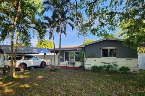 Villa ou maison à Hollywood, Floride 2 chambres, 101.08 m2 № 2051819