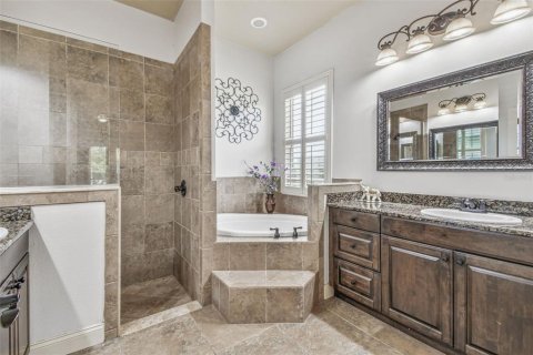 House in Lakeland, Florida 4 bedrooms, 258.73 sq.m. № 1912079 - photo 22