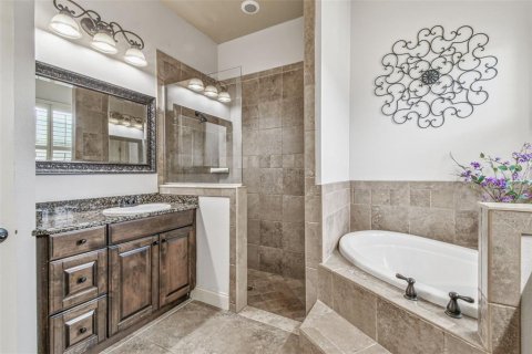 House in Lakeland, Florida 4 bedrooms, 258.73 sq.m. № 1912079 - photo 24