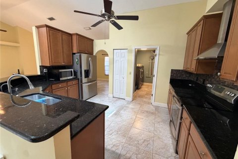 House in Orlando, Florida 3 bedrooms, 218.97 sq.m. № 2097739 - photo 6