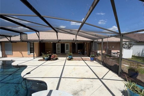 House in Orlando, Florida 3 bedrooms, 218.97 sq.m. № 2097739 - photo 29