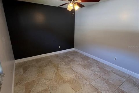 House in Orlando, Florida 3 bedrooms, 218.97 sq.m. № 2097739 - photo 9